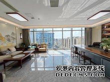 南宁在建广西第一高楼正式封顶 楼宇高度达403米